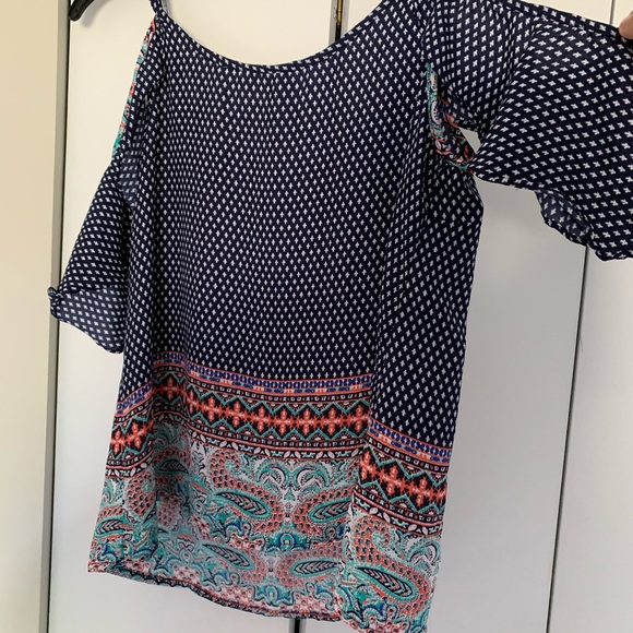 Patterned Flowy Tank - Picture 3 of 6